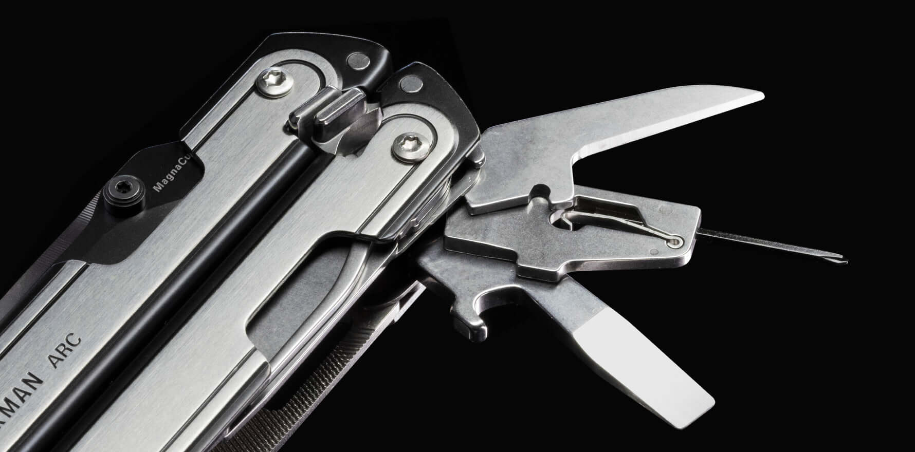 Leatherman Arc® multitool showcasing Black DLC and Stainless Steel features on a dark background.