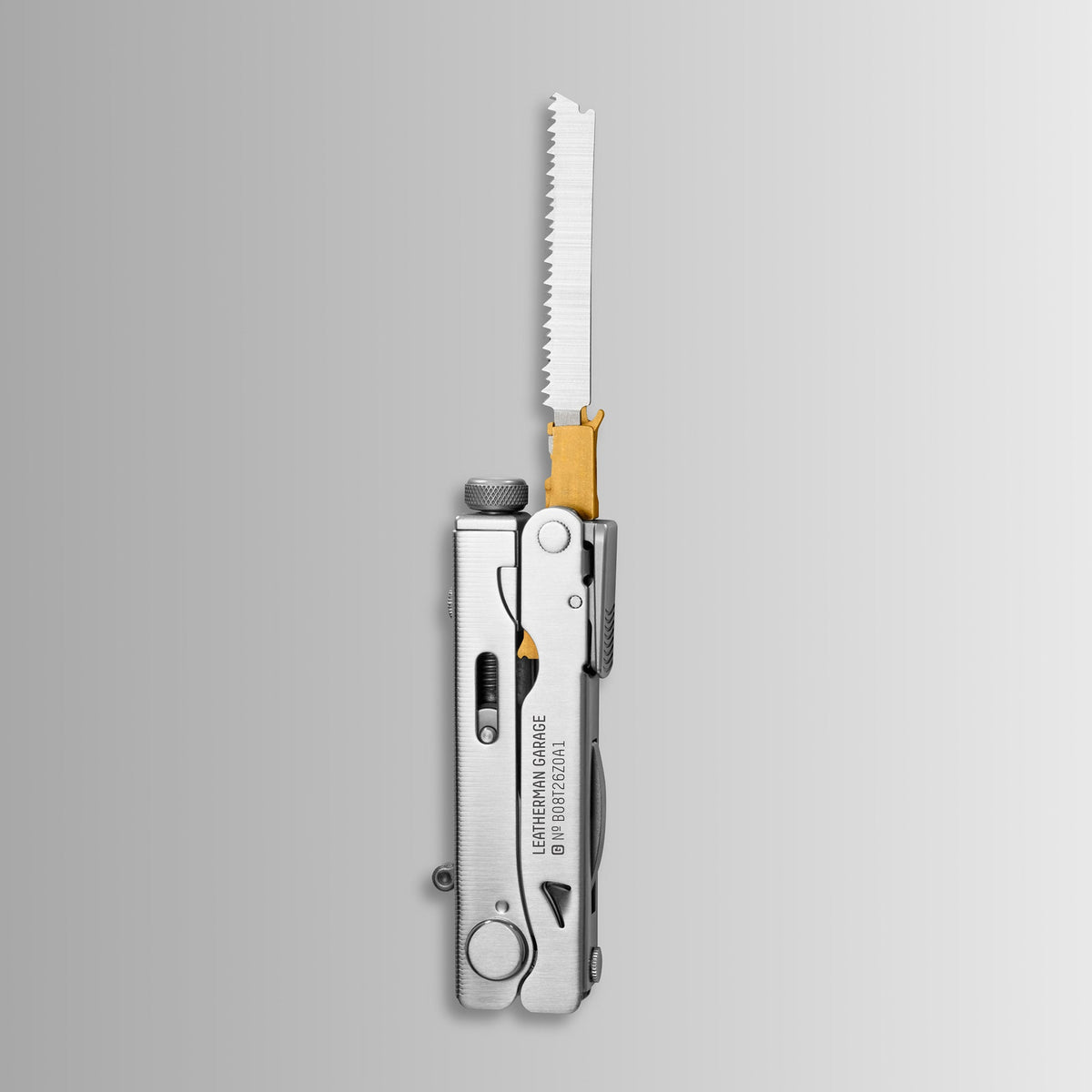 Translation missing: fr.Batch #008: Captain's Crunch multitool with extended serrated saw blade