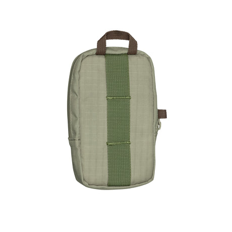 Translation missing: de.Rear view of a Leatherman Tool Pouch in a Mossy Fog color, showcasing its durable, textured grid-patterned fabric, a brown carry loop at the top, and a vertical green MOLLE-compatible strap stitched securely down the center for versatile attachment options