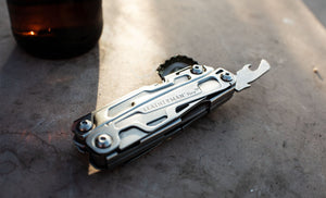 Translation missing: de.Leatherman Rev with bottle opener deployed