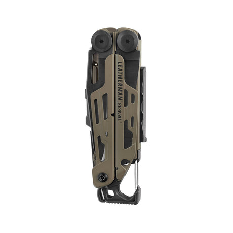 Translation missing: de.Coyote Tan Leatherman Signal® multi-tool closed, showcasing its compact design